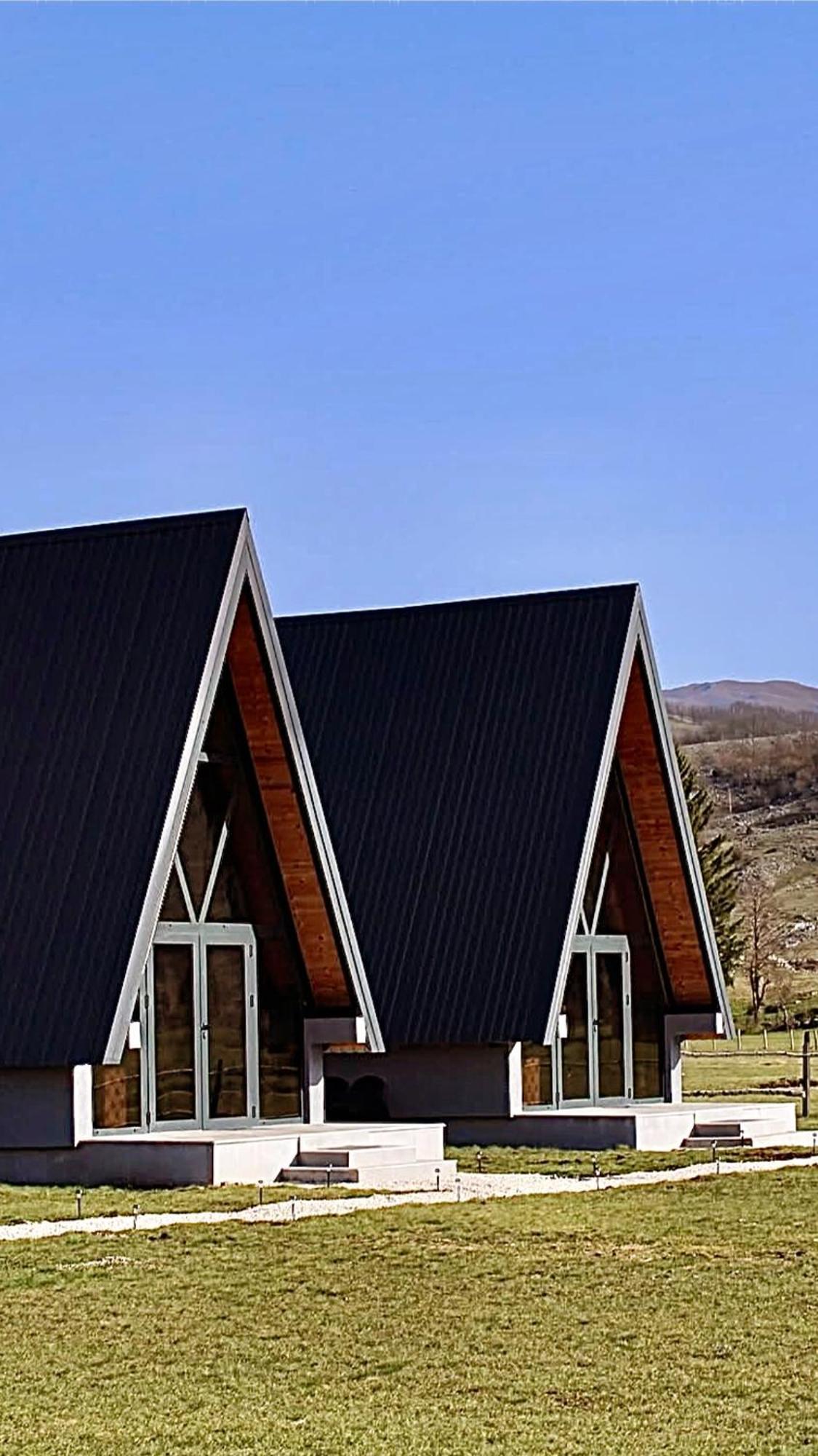 Golden Valley Brezna Chalet